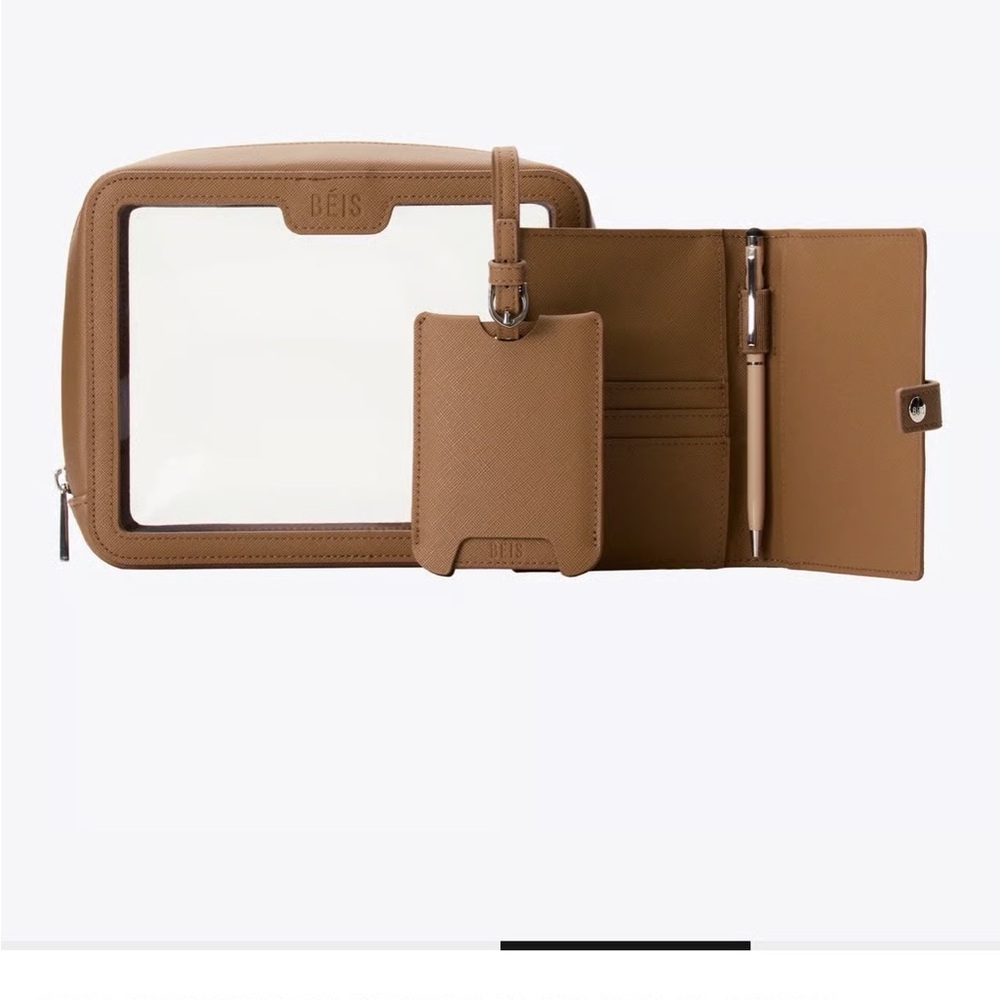 BEIS Camel Passport & Luggage Tag Set